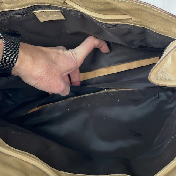 Gucci Balthus Leather Drawstring Tote Shoulder Bag Soft Beige - Picture 15 of 17